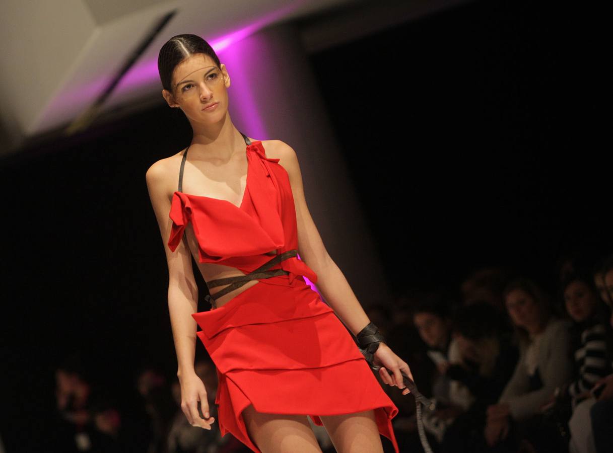 2016. Diseño de María Lafuente en la Pasarela de la Moda de Castilla y León .