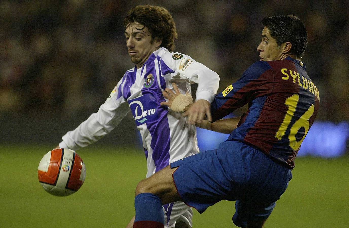 02.11.07 En el partido entre el Real Valladolid y el Barcelona.