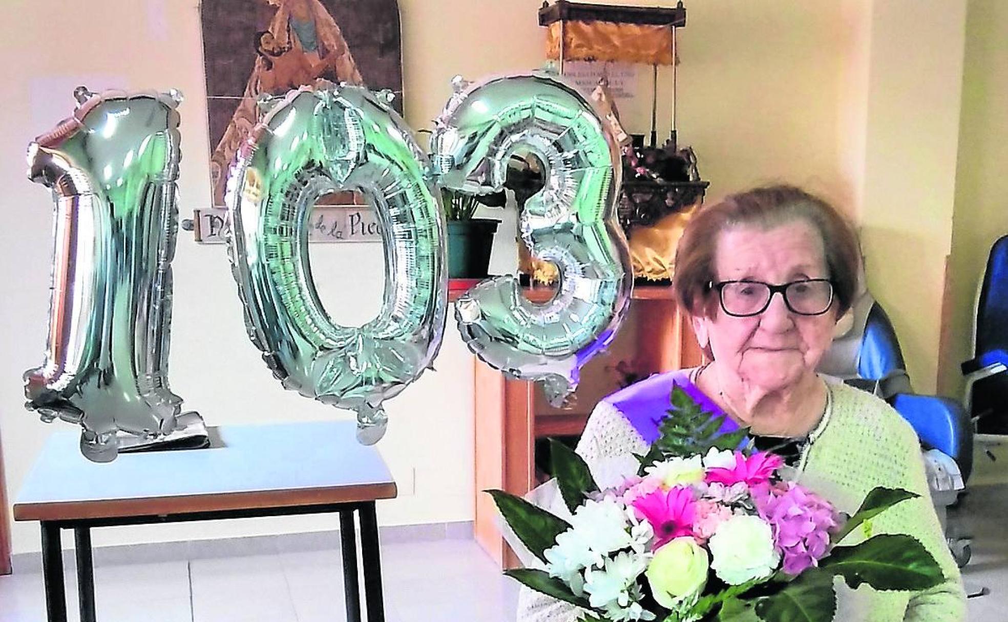 La palentina Quintiliana García: superviviente a dos pandemias y a la covid para cumplir 103 años