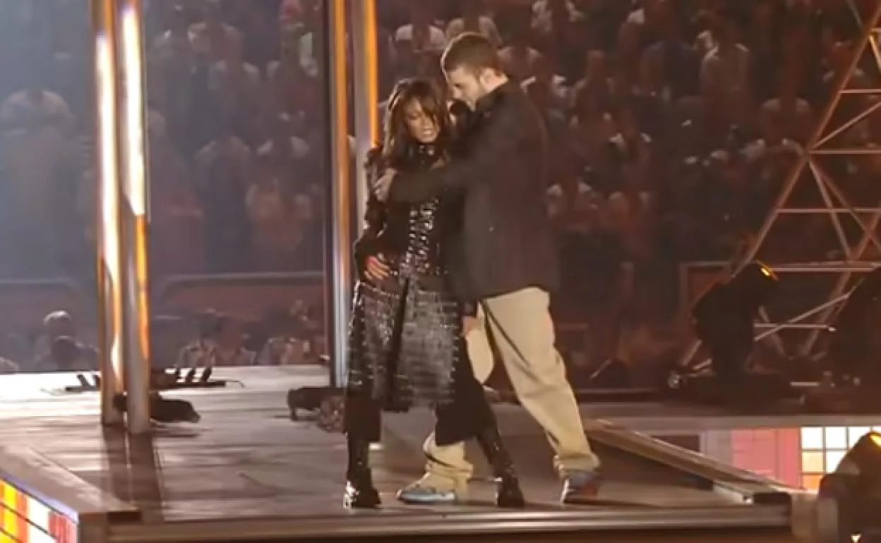 janet jackson 2004 mal funcionamiento del vestuario