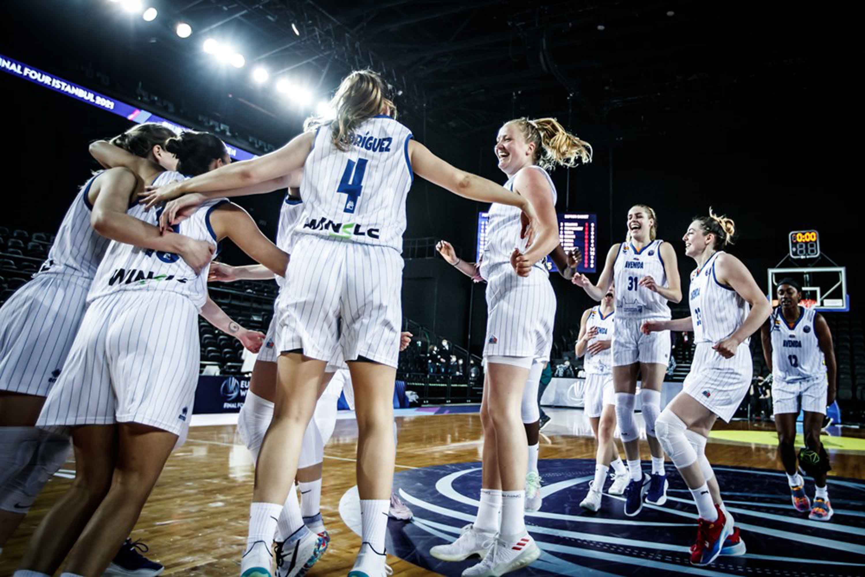 Avenida se clasifica para la final de Euroliga