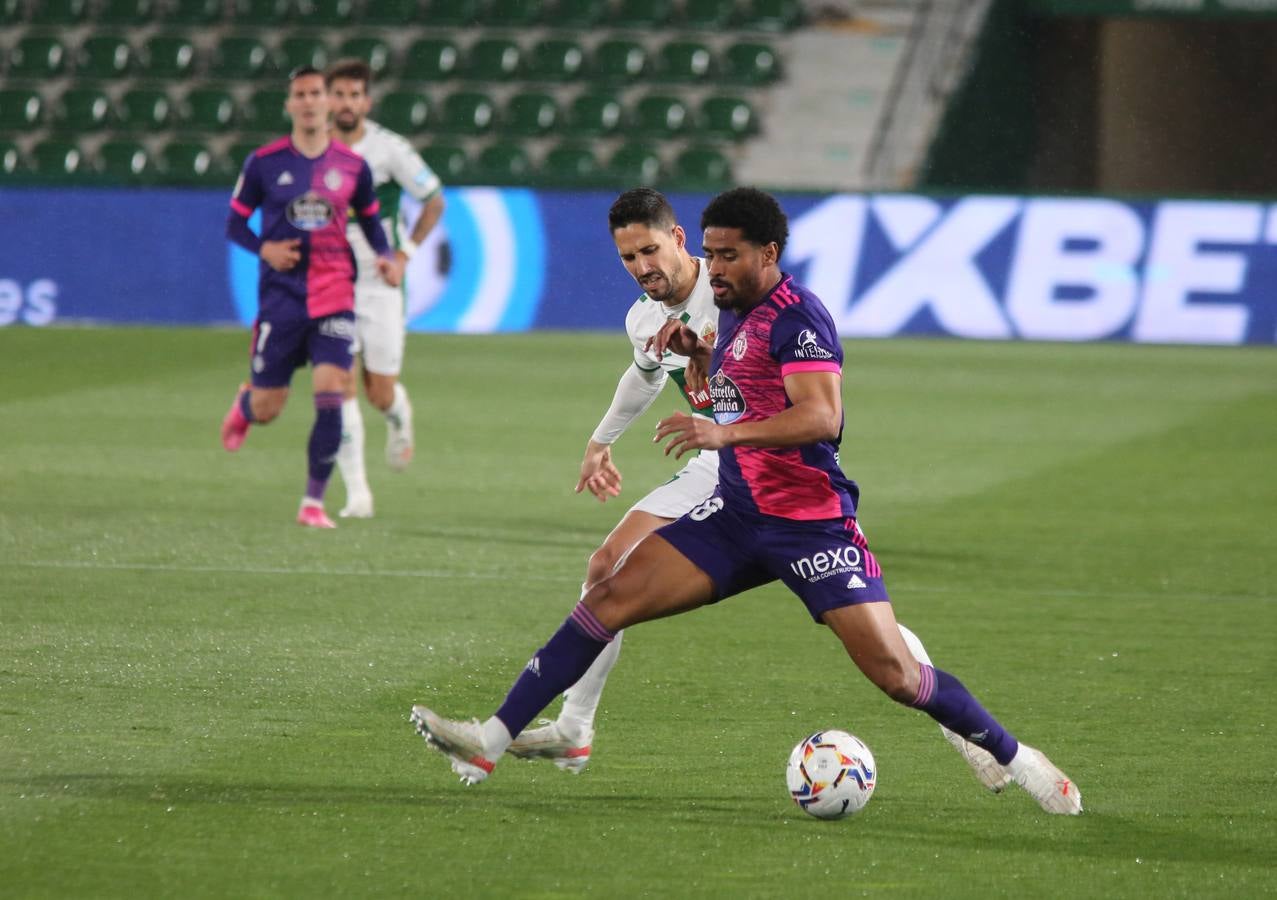 Fotos: El Real Valladolid empata en Elche (1-1)