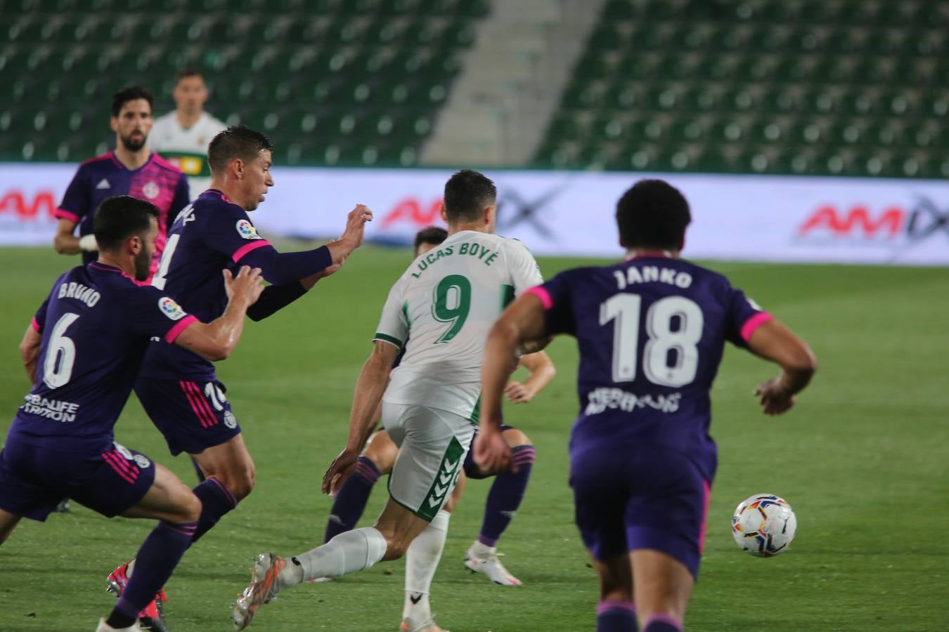 Fotos: El Real Valladolid empata en Elche (1-1)