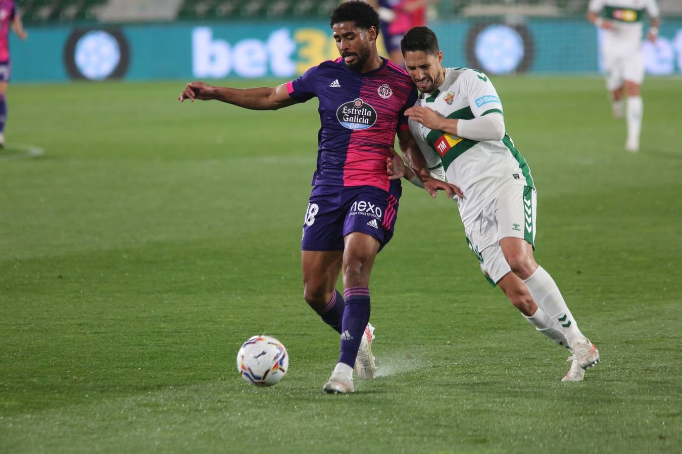 Fotos: El Real Valladolid empata en Elche (1-1)