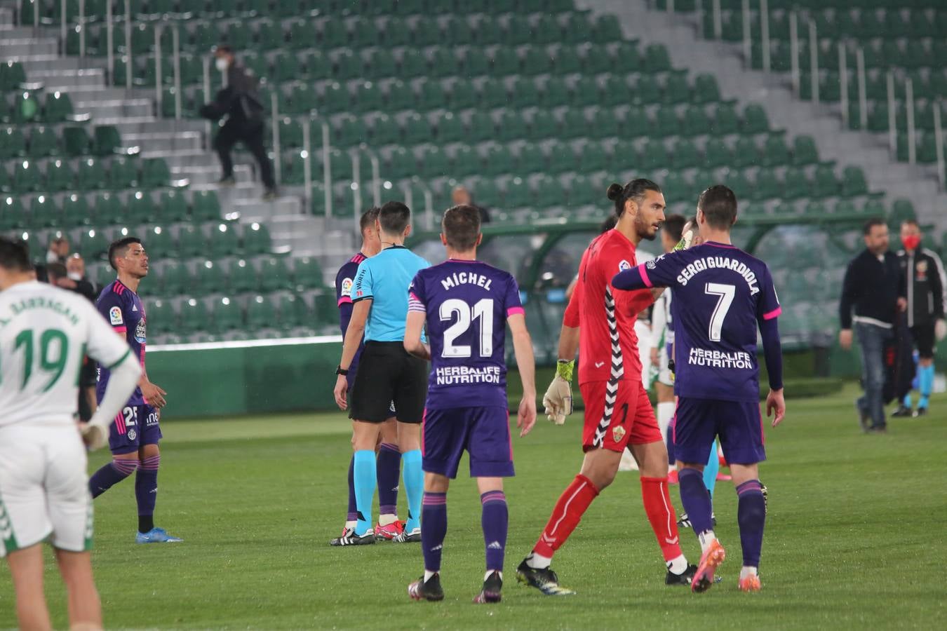 Fotos: El Real Valladolid empata en Elche (1-1)