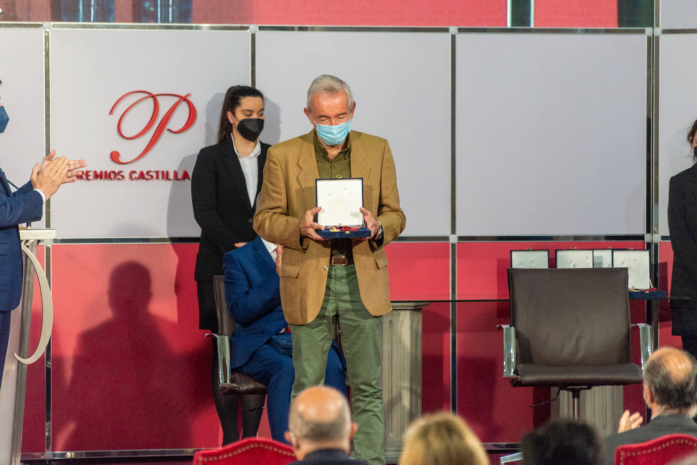 Gonzalo Calcedo, tras recibir el premio. 