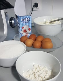 Imagen secundaria 2 - Recetario Degusta: Esponjosa y sabrosa tarta de queso al estilo Mario