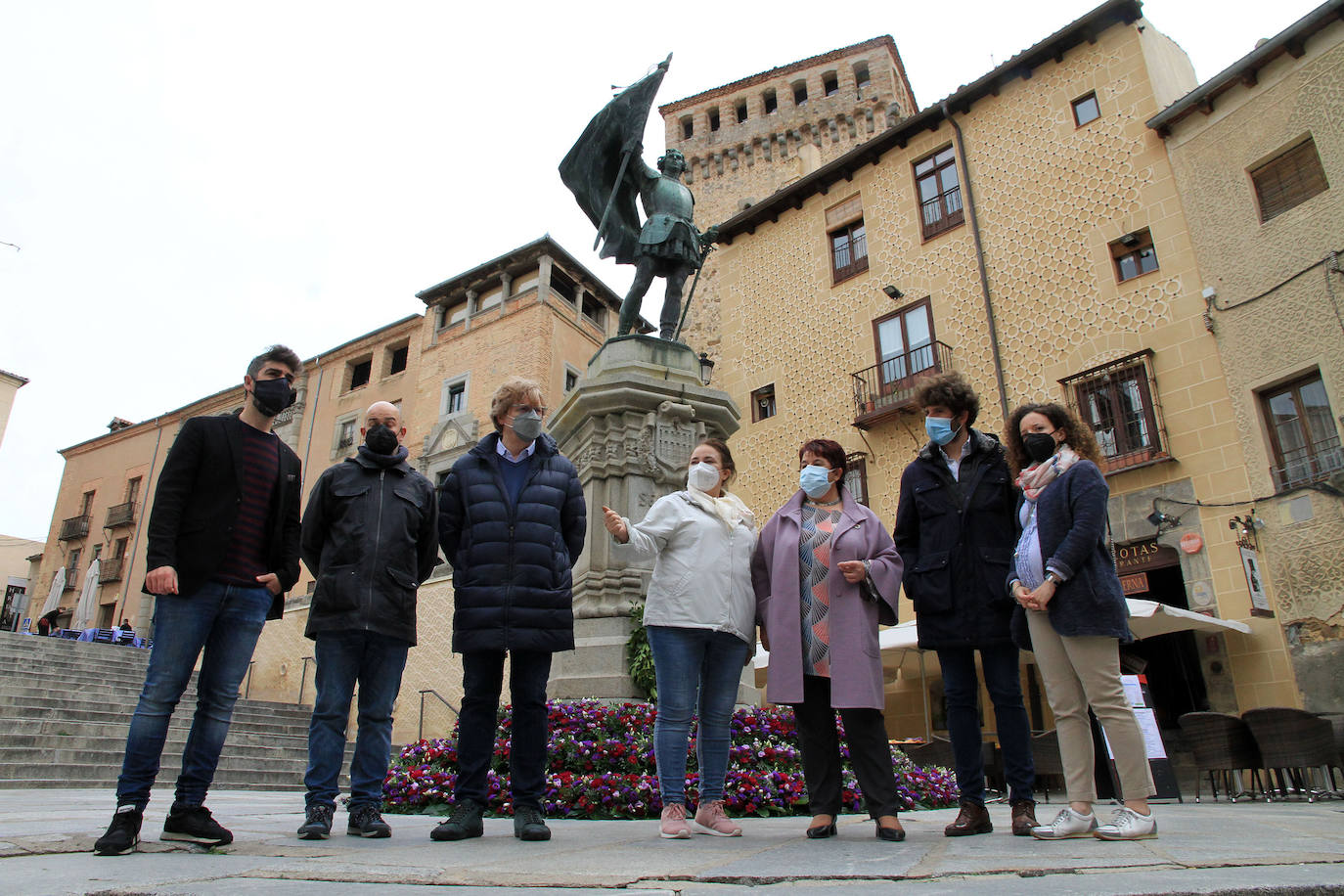Actos en la plaza de Medina del Campo con motivo del Día de la Comunidad.