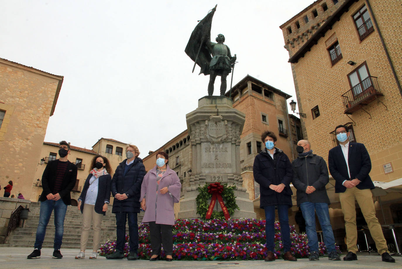 Actos en la plaza de Medina del Campo con motivo del Día de la Comunidad.