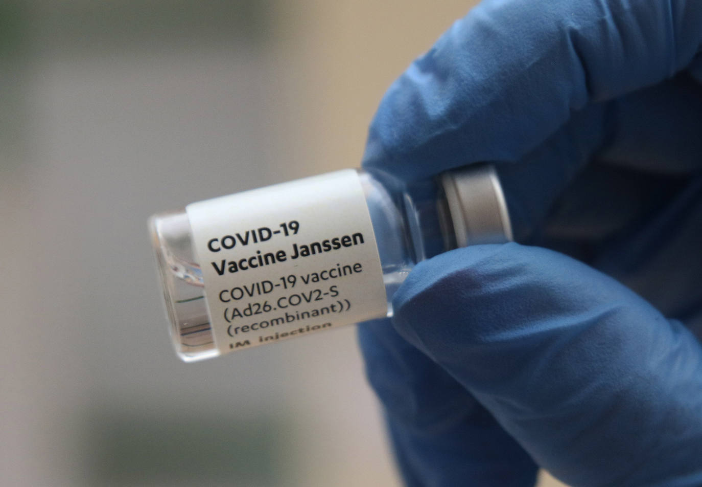 Vacunación en el pabellón Pedro Delgado con Janssen.