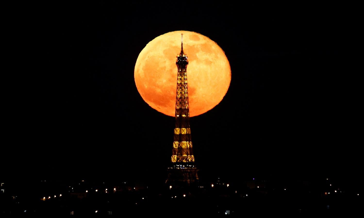 Fotos: La superluna rosa deslumbra al mundo