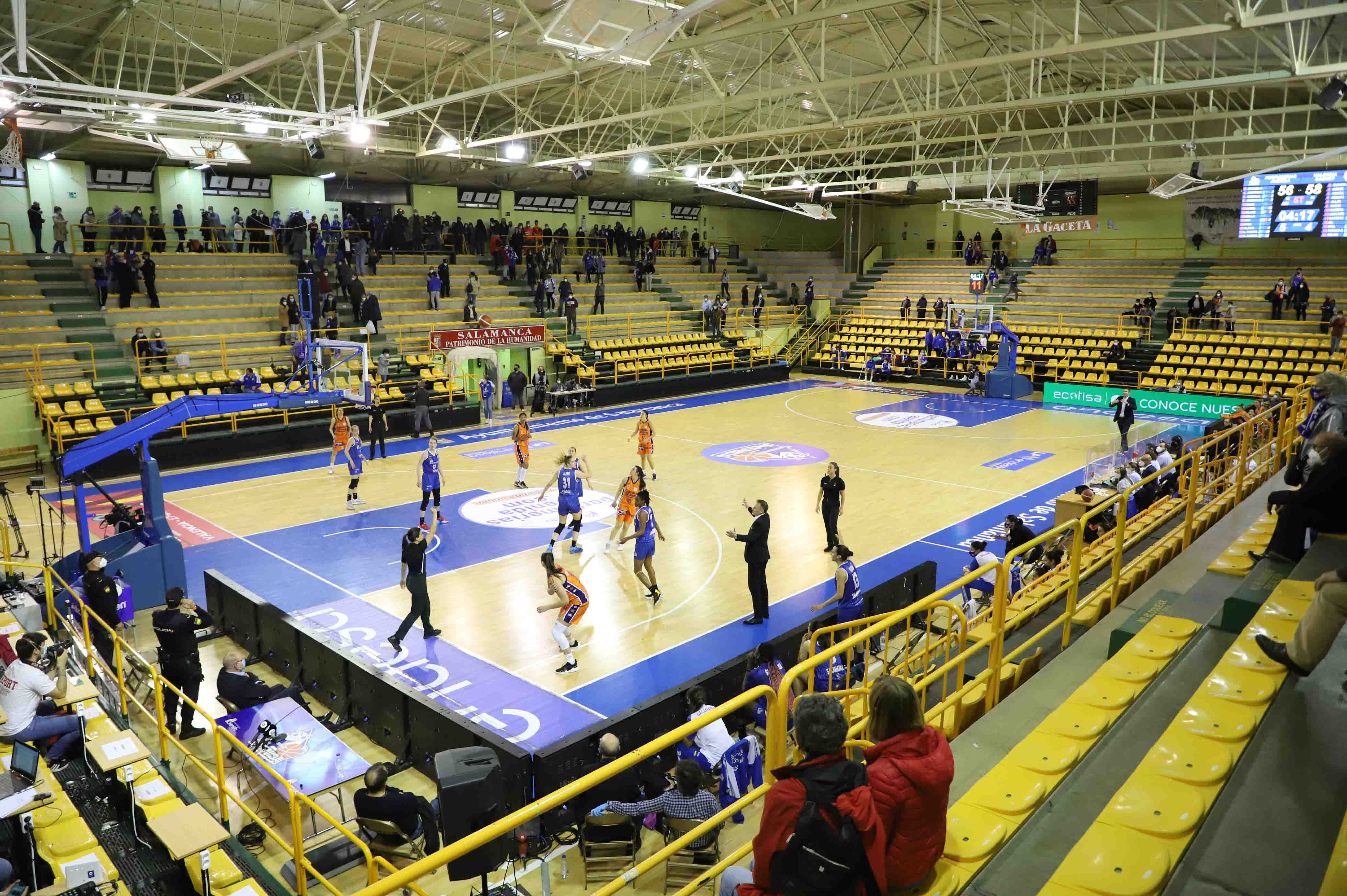CB Avenida 64-67 Valencia Basket