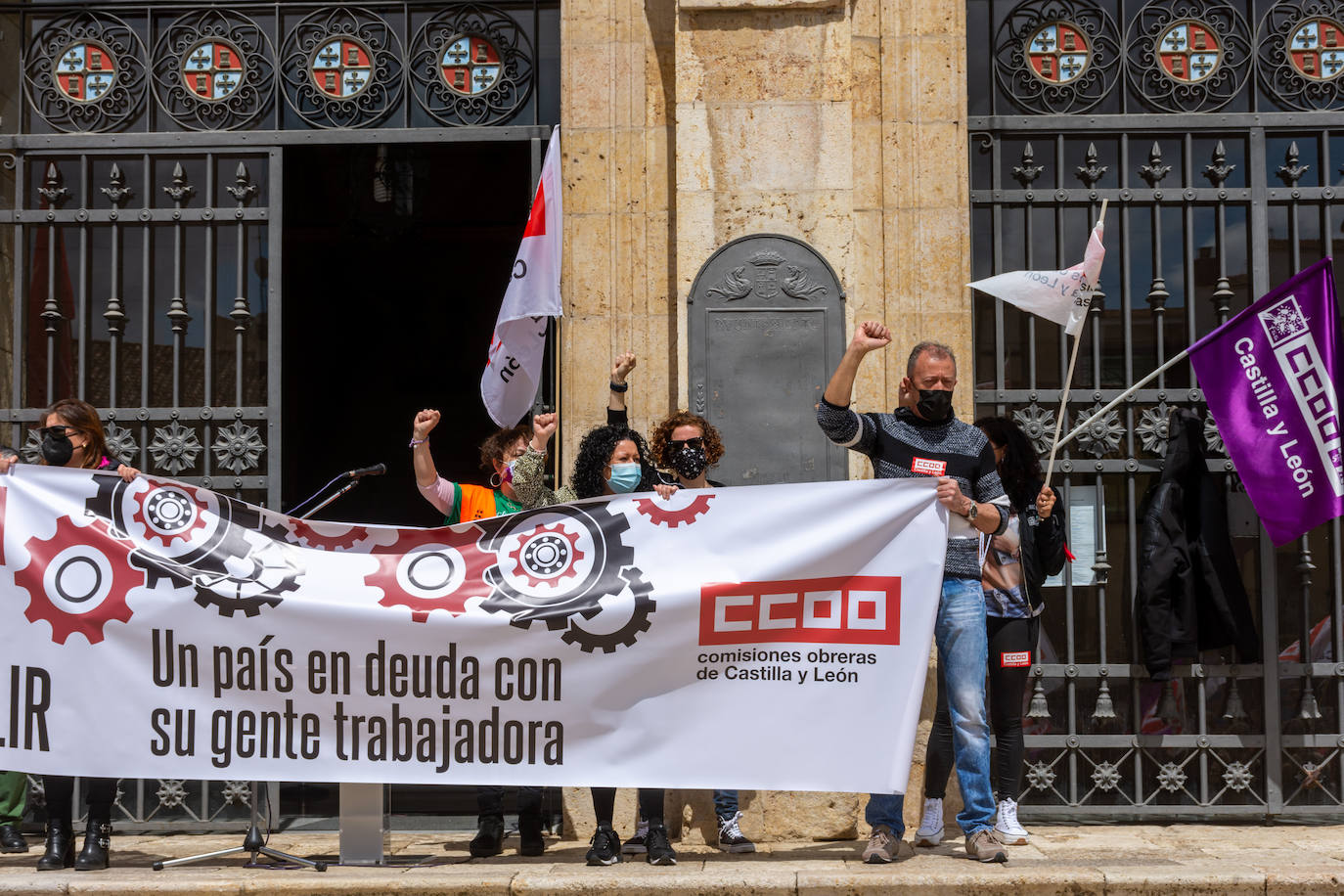 Fotos: Manifestación del Primero de Mayo en Palencia