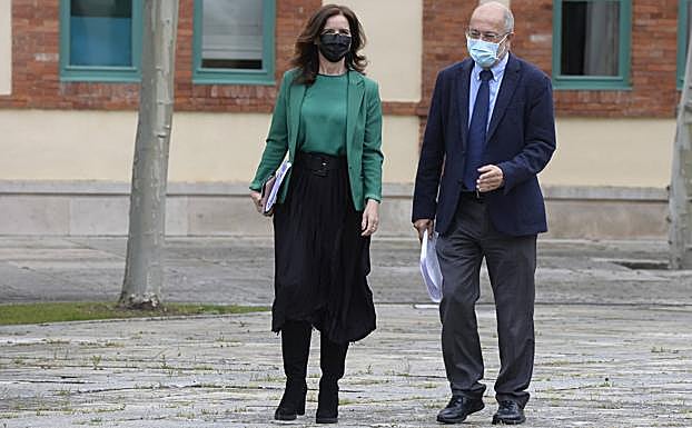 El vicepresidente de la Junta, Francisco Igea, con la consejera de Empleo, Ana Carlota Amigo.