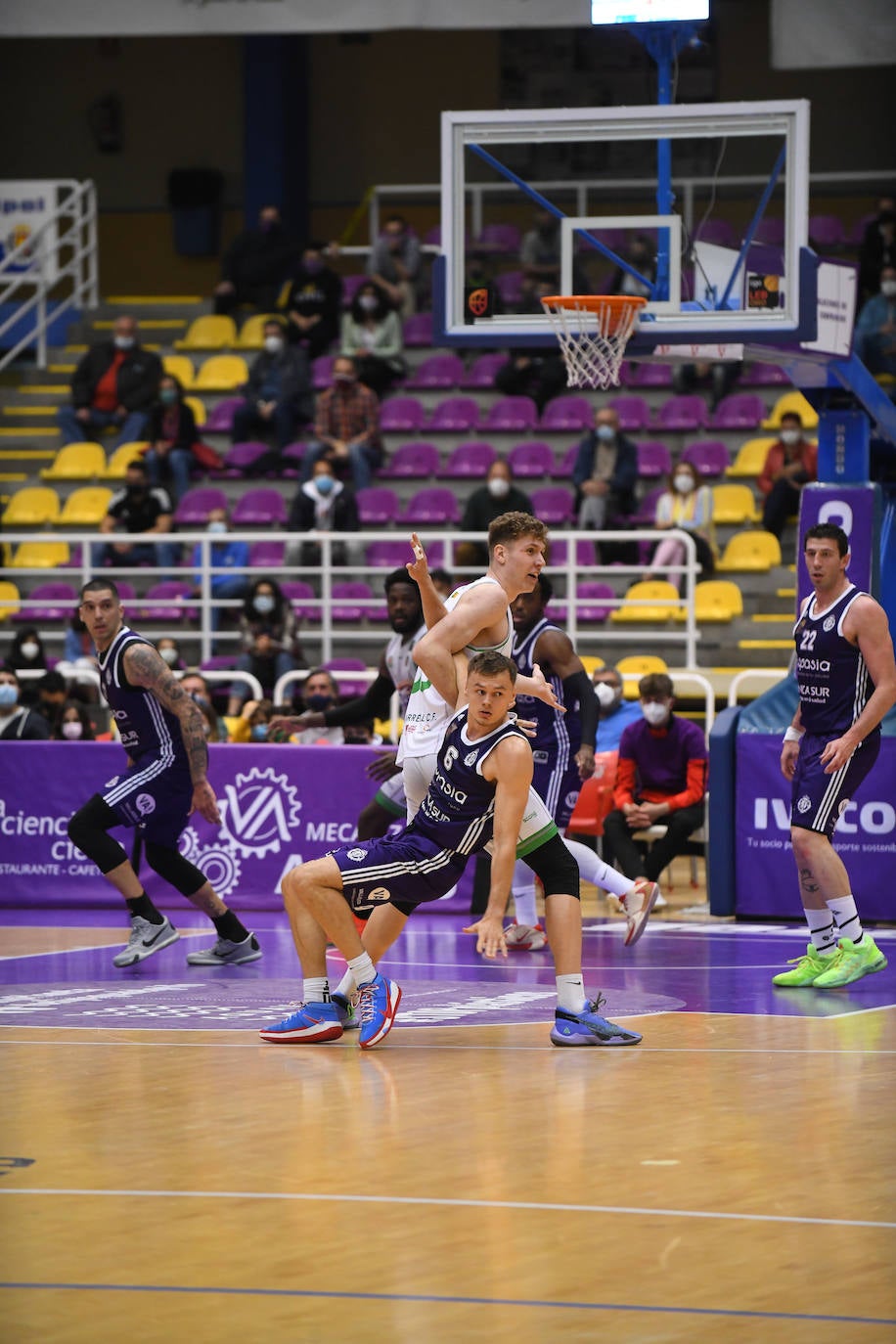 Fotos: Real Valladolid de Baloncesto 83 - 88 Tau Castelló