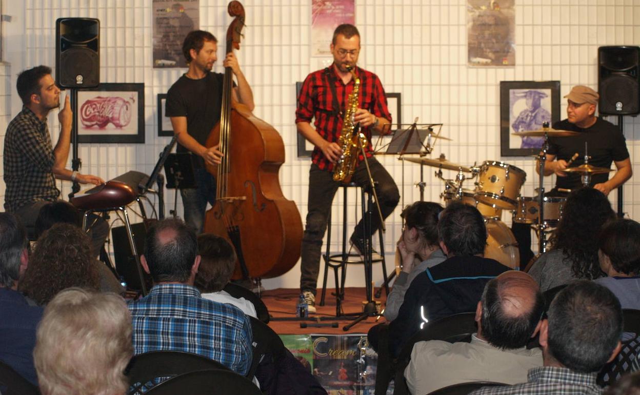 Cream Quartet, en una actuación en Pedrajas de San Esteban. 