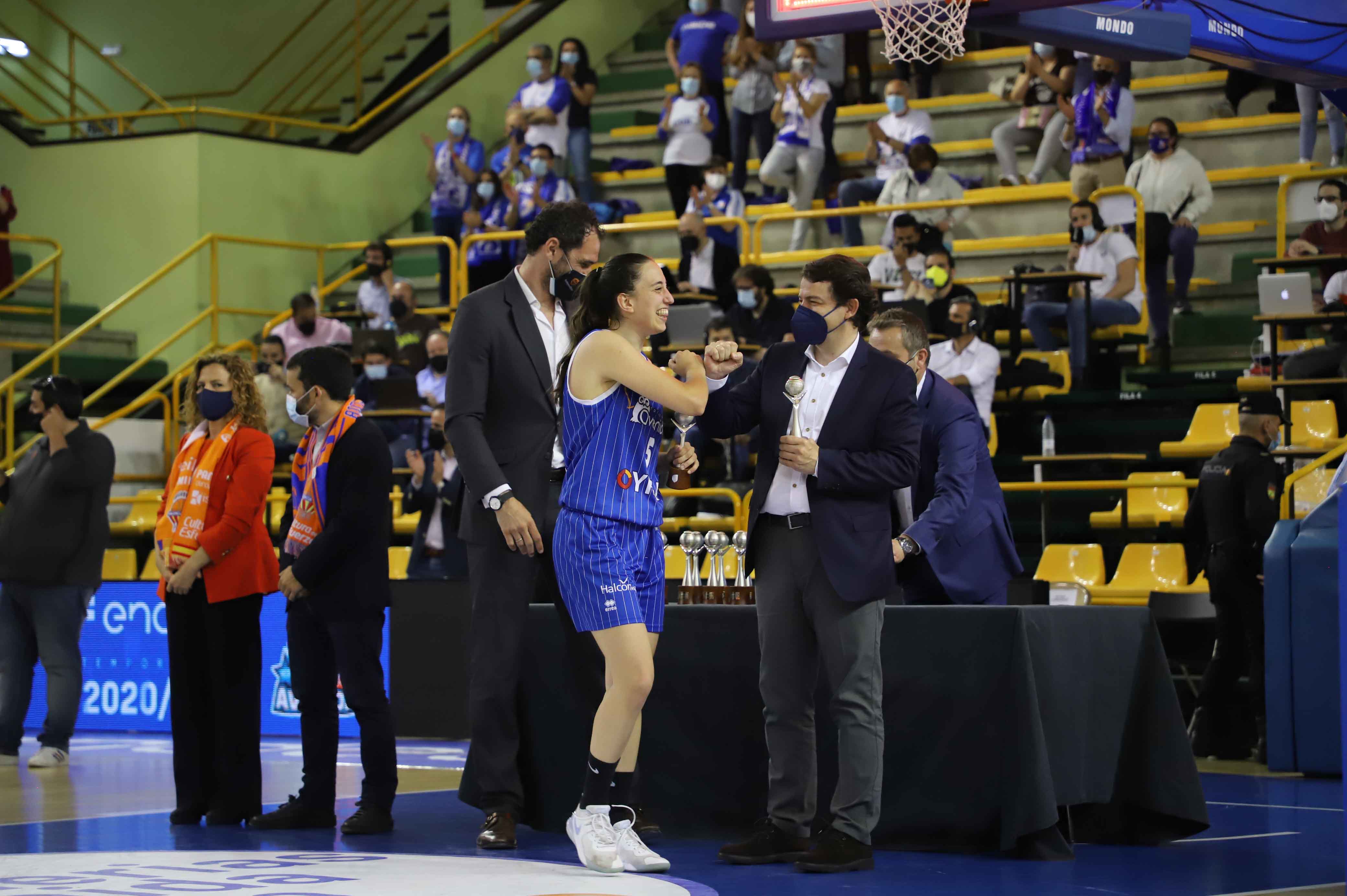 Celebración  del CB Avenida