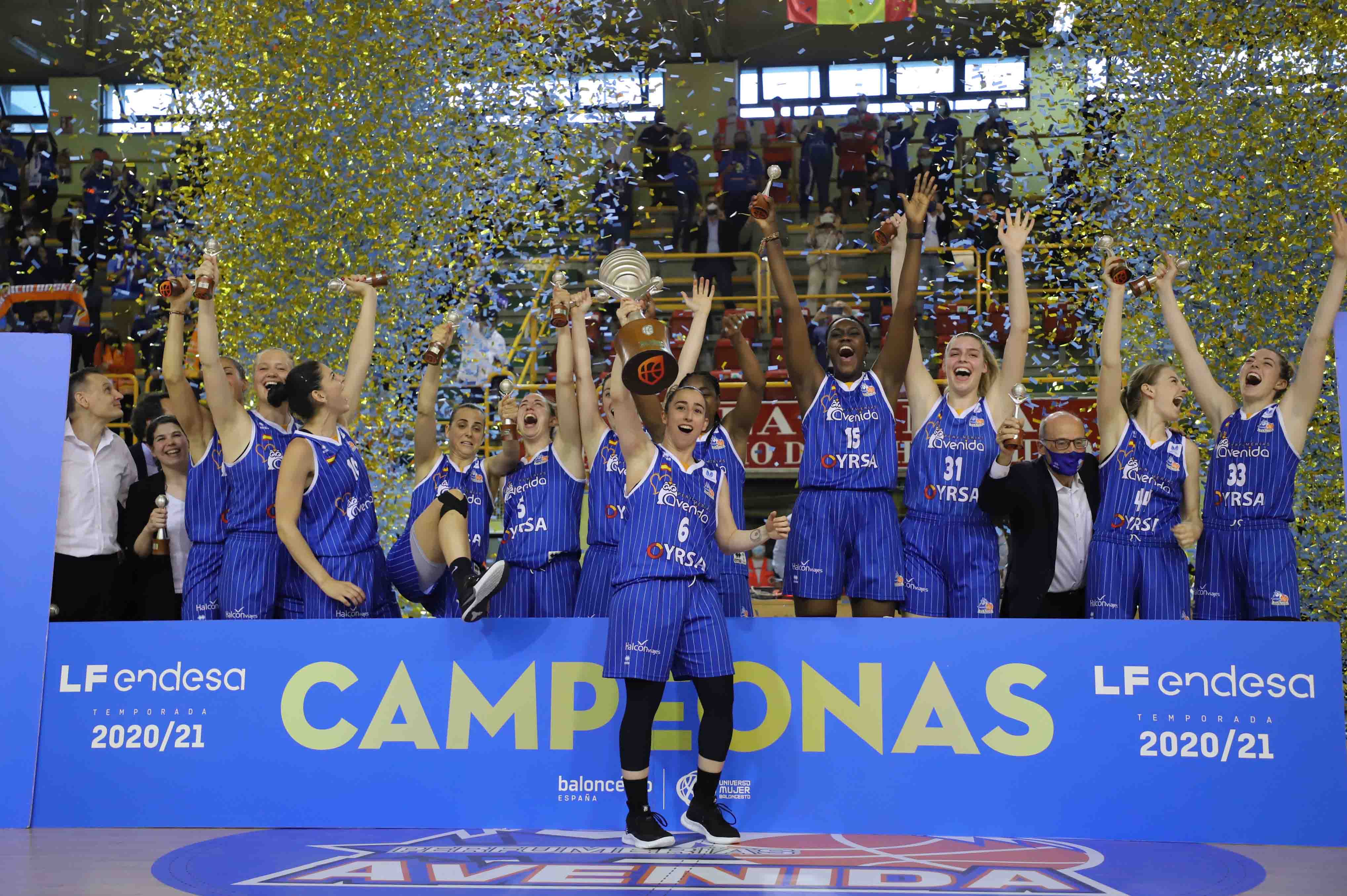 Celebración  del CB Avenida
