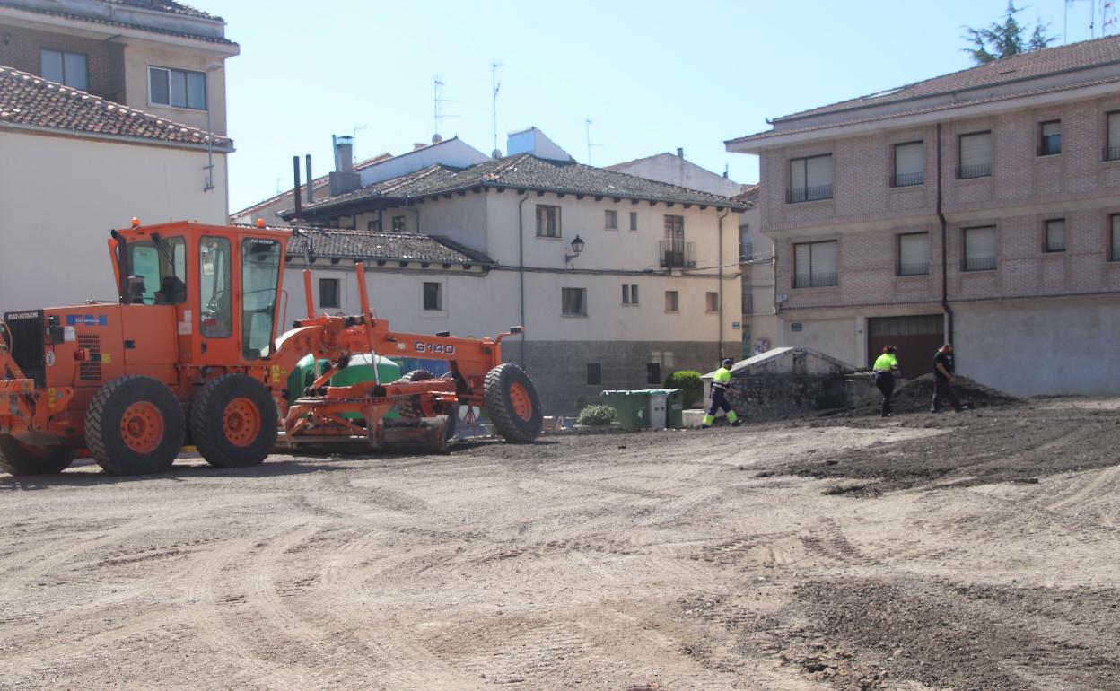 Trabajos de adecuación junto a la calle El Parque.
