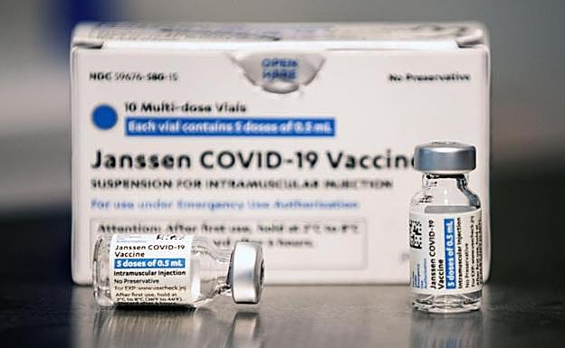 Sanidad autoriza que los menores de 60 sean vacunados con Janssen