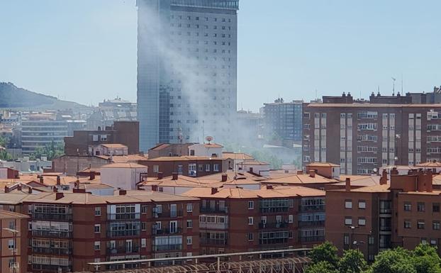 Un incendio de pelusas obliga a intervenir a los Bomberos de Valladolid