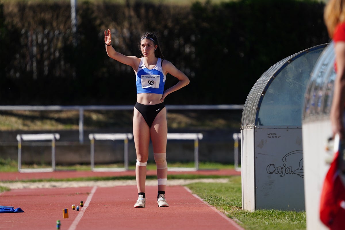 Jornada de atletismo en Las Pistas del Helmántico