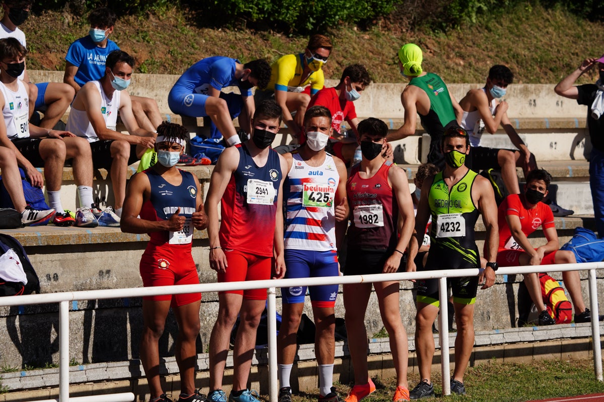 Jornada de atletismo en Las Pistas del Helmántico