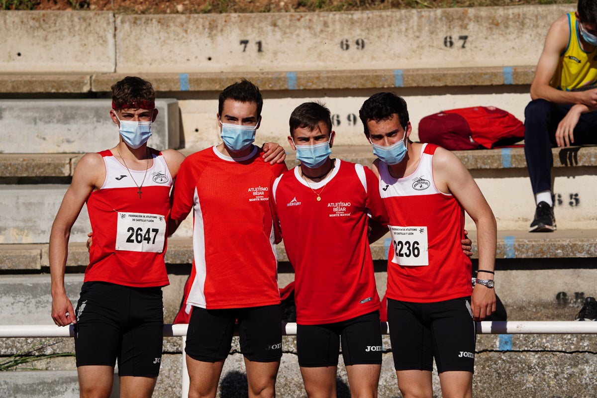 Jornada de atletismo en Las Pistas del Helmántico