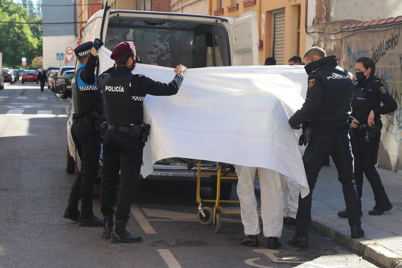 Fotos: Localizan un cadaver en El Crucero