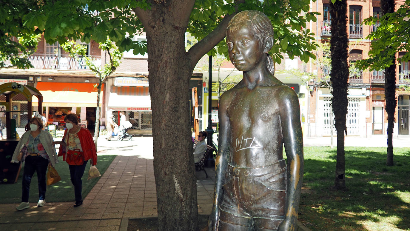 Fotos: Estado de las esculturas de la calle en Valladolid