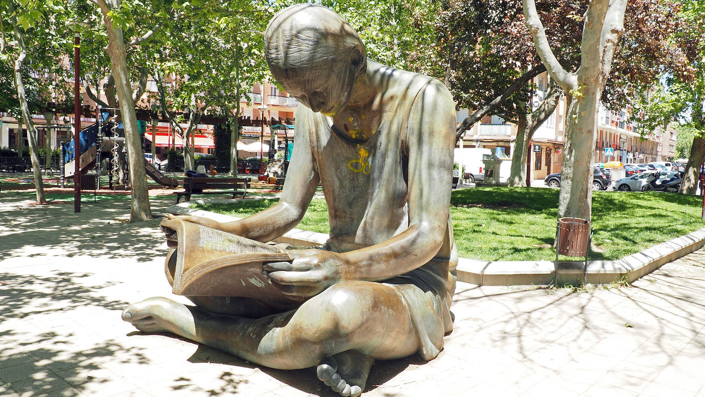 Fotos: Estado de las esculturas de la calle en Valladolid