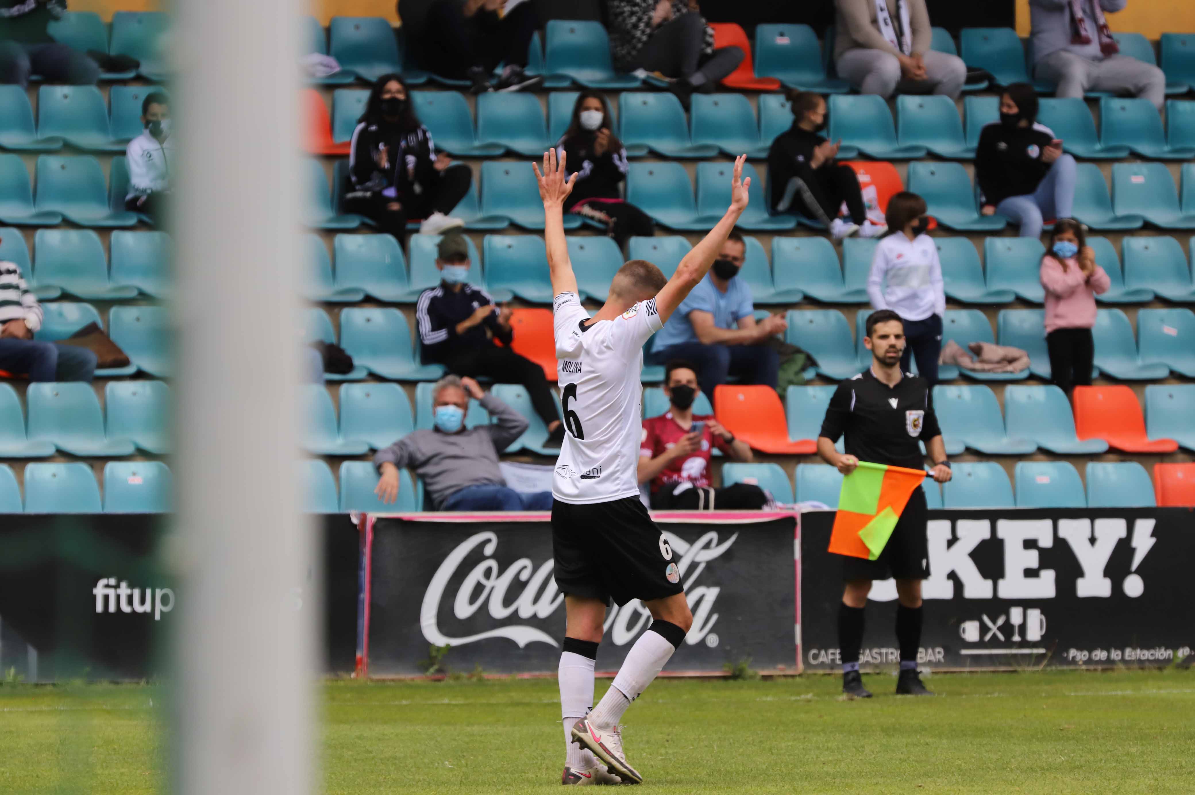 Salamanca UDS 4-1 Real Sporting B