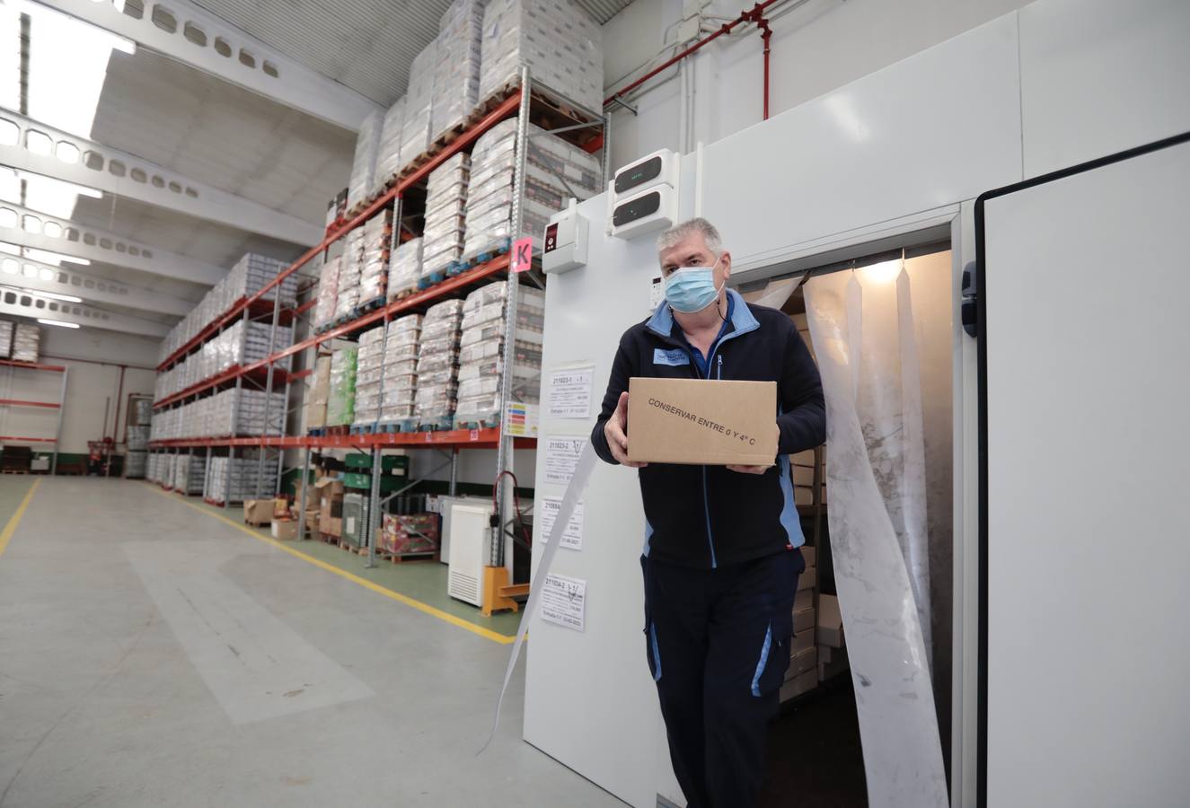 Fotos: El Banco de Alimentos de Valladolid lanza una campaña para llenar sus despensas