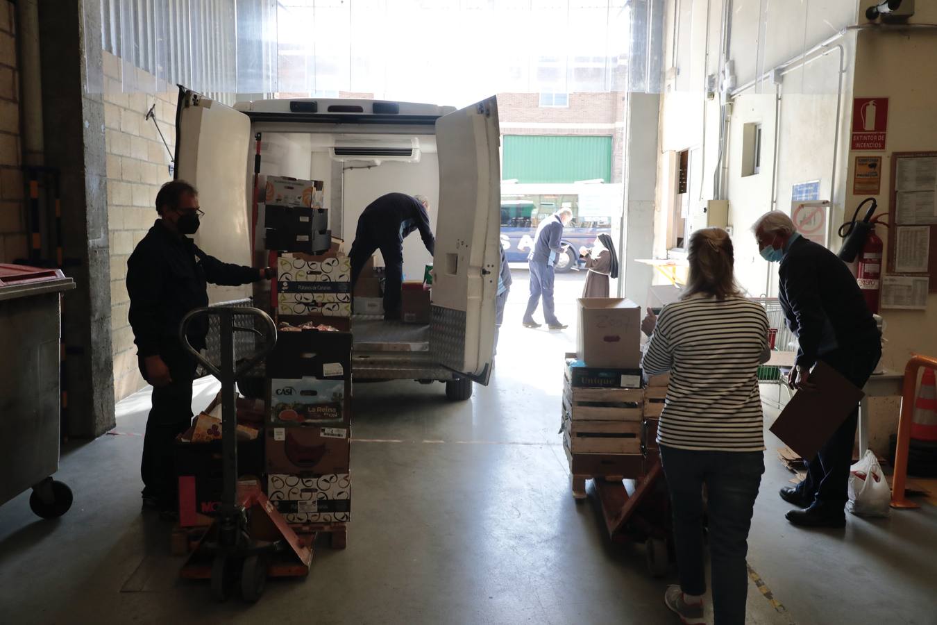 Fotos: El Banco de Alimentos de Valladolid lanza una campaña para llenar sus despensas