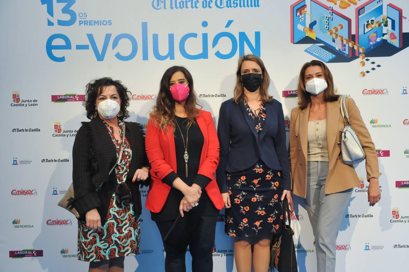 María José González, María José Hernández, Ángela de Miguel y Eva Merino.
