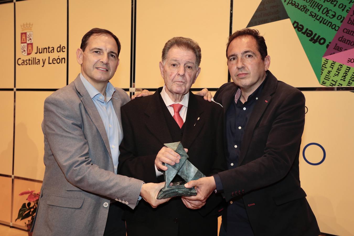 Fotos: Entrega de los XXXIV Premios de Periodismo Francisco de Cossío