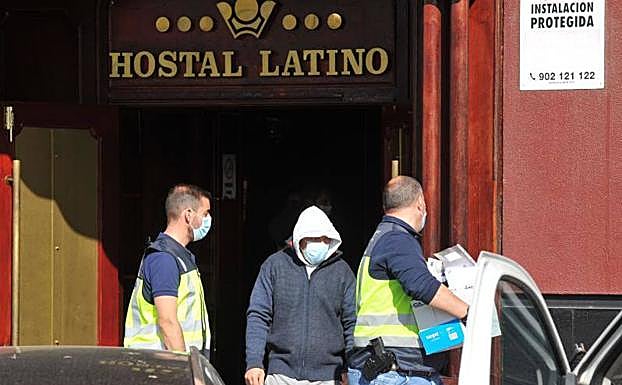 Redada policial en el Club Latino de Valladolid. 