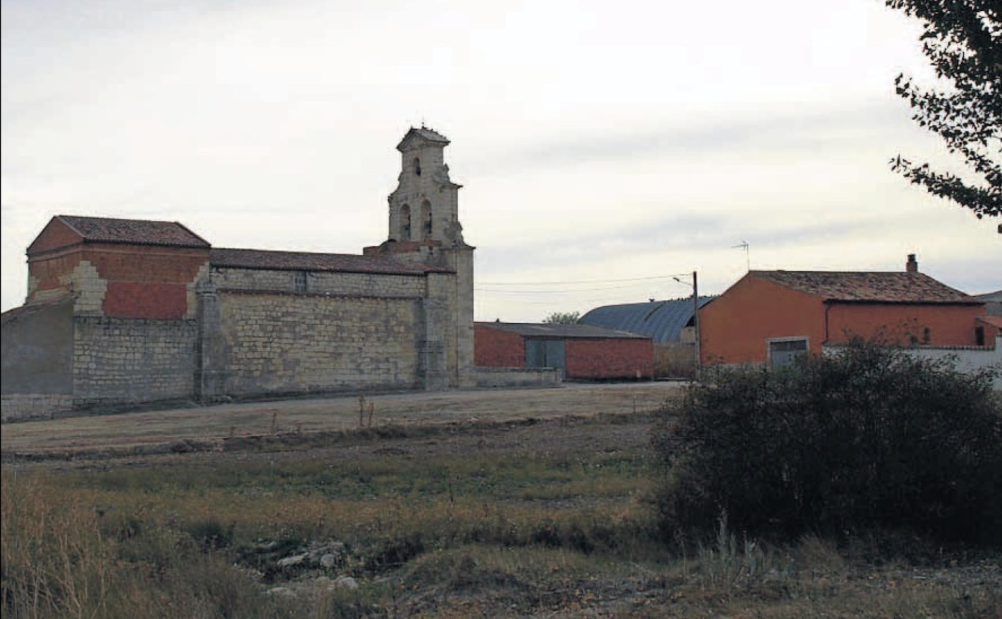 Vista de San Pelayo con la iglesia parroquial de la Asunción. 