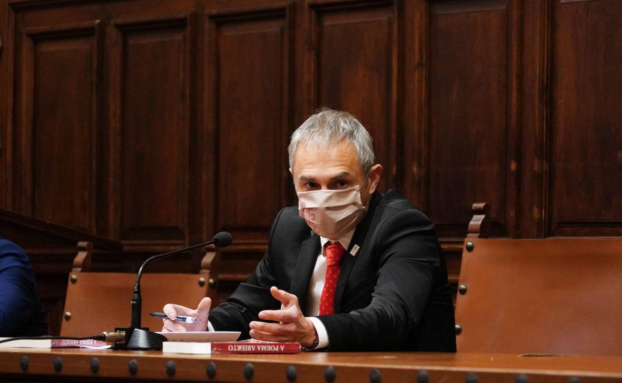 Ricardo Rivero, rector de la USAL.