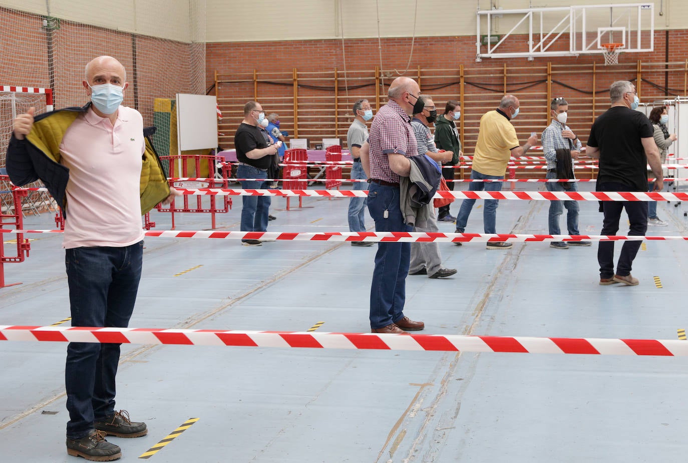 Fotos: Las cosechas de 1962 y 1963 reciben la vacuna en Palencia