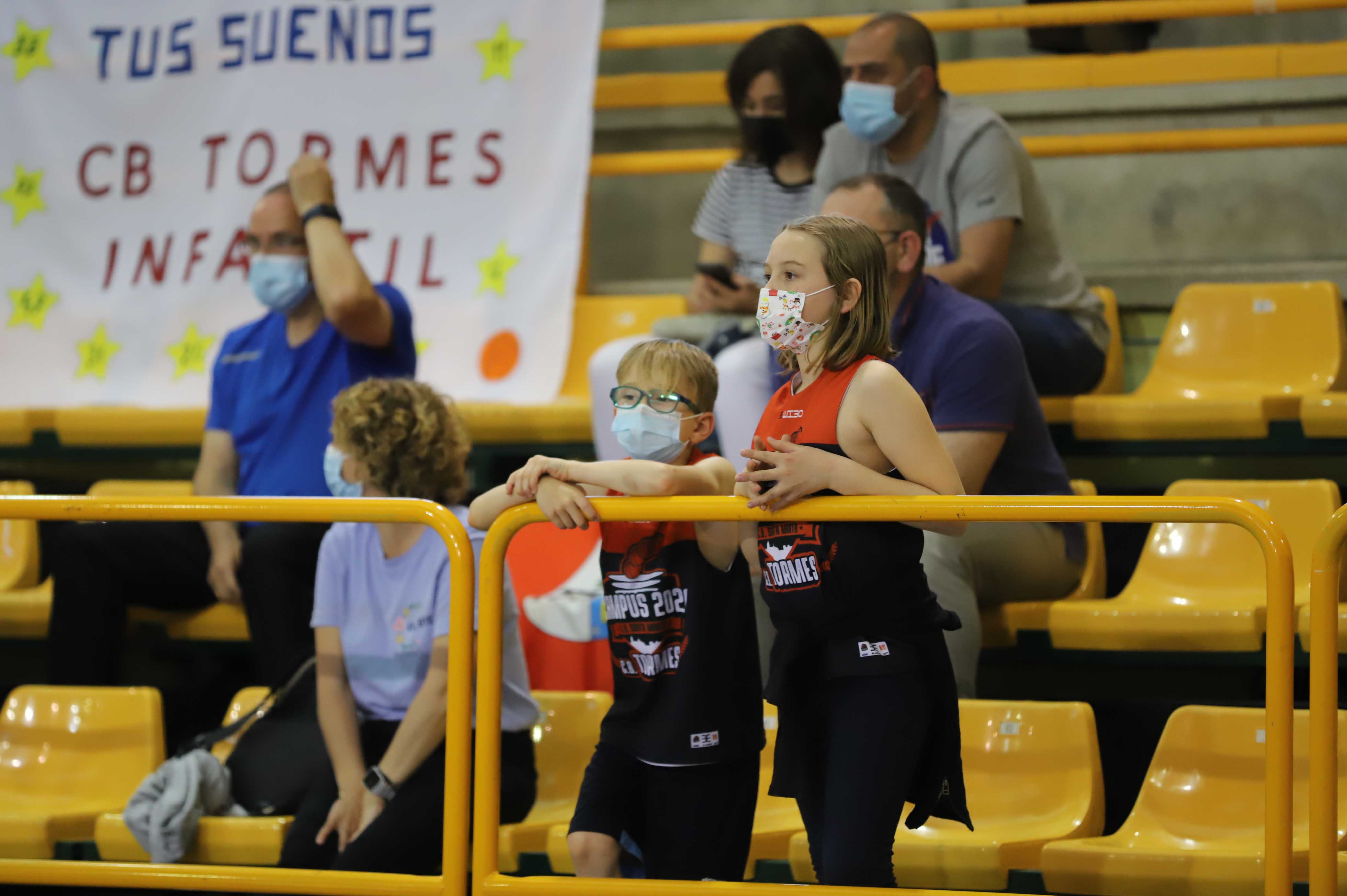 Final a cuatro masculina infantil E. Leclerc - Iveco Valladolid (65-53)