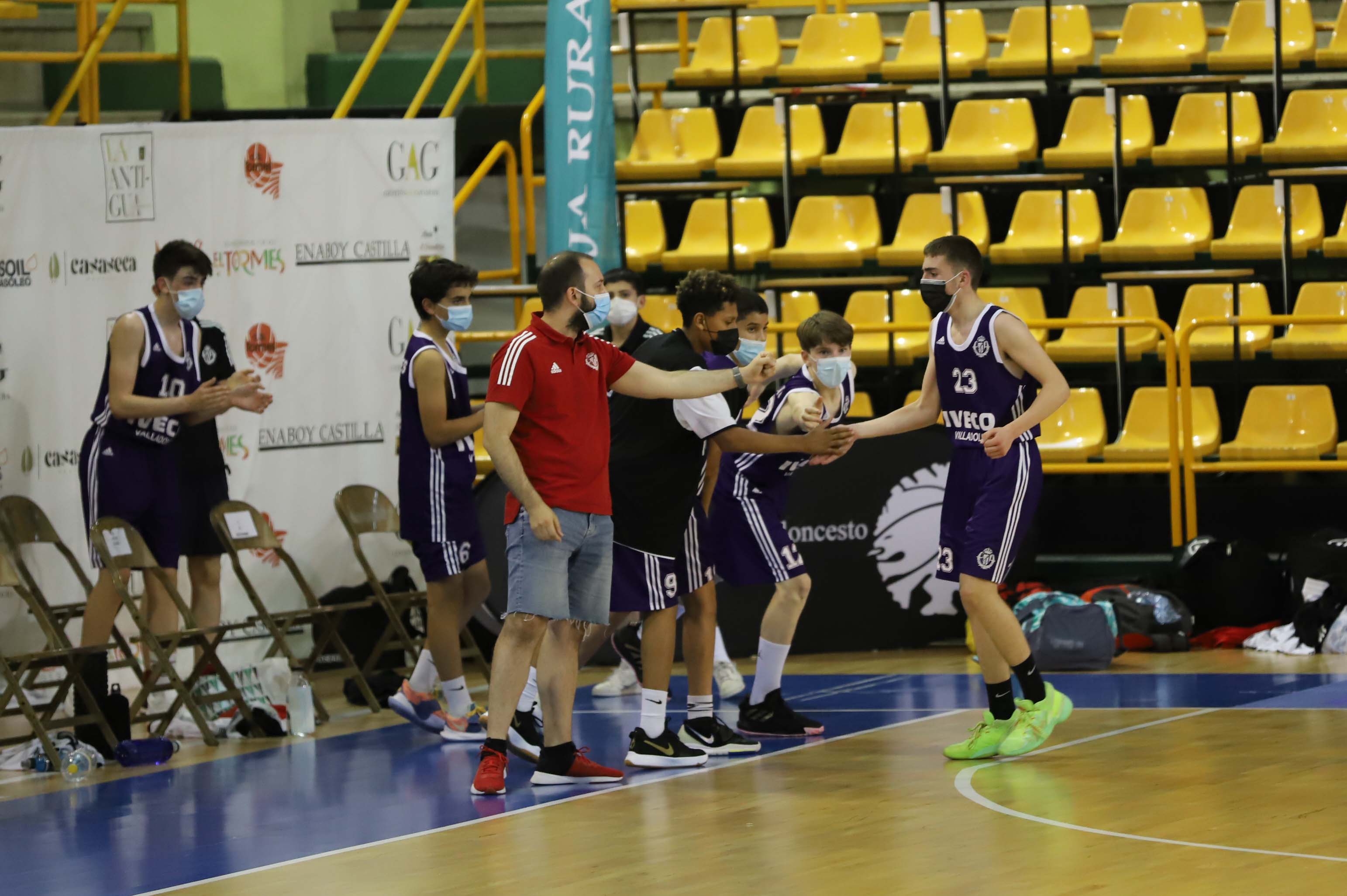 Final a cuatro masculina infantil E. Leclerc - Iveco Valladolid (65-53)