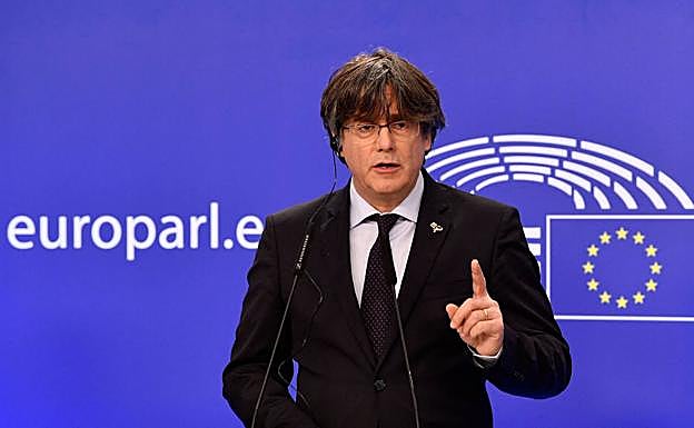 El plan de «concordia» de Sánchez no contempla librar a Puigdemont del juicio