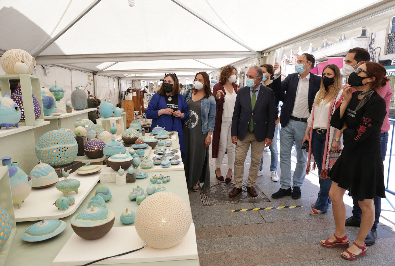 Fotos: Feria de cerámica en la Calle Mayor