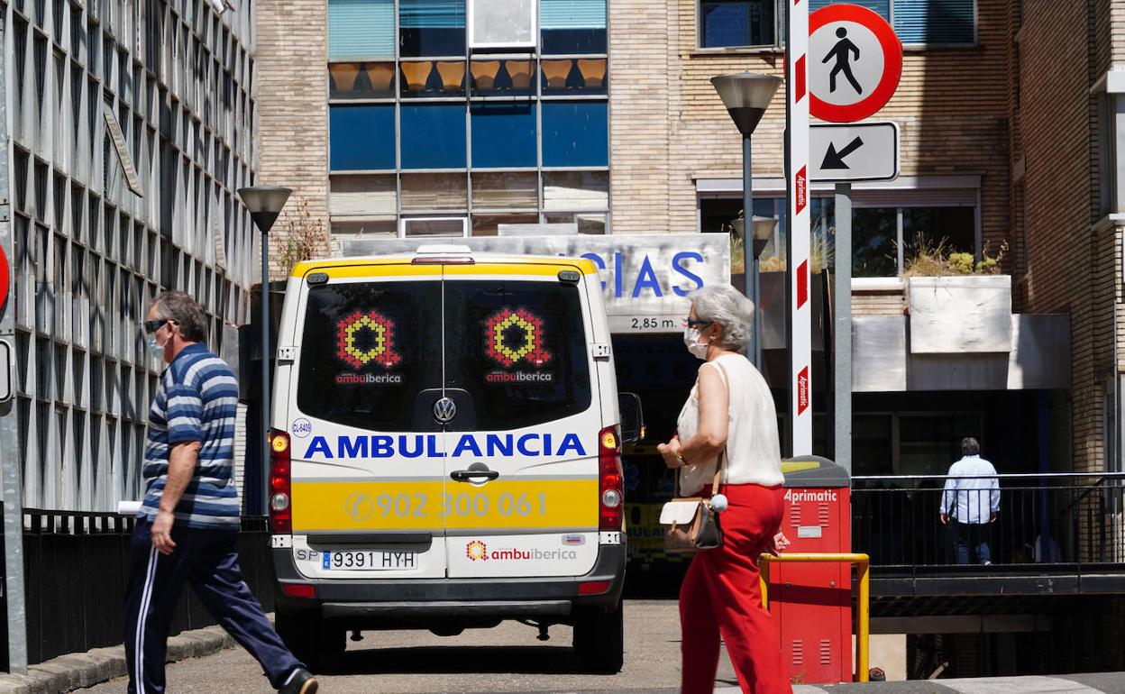 Cuatro heridos, incluido un menor, tras la colisión entre un turismo y un taxi en Salamanca