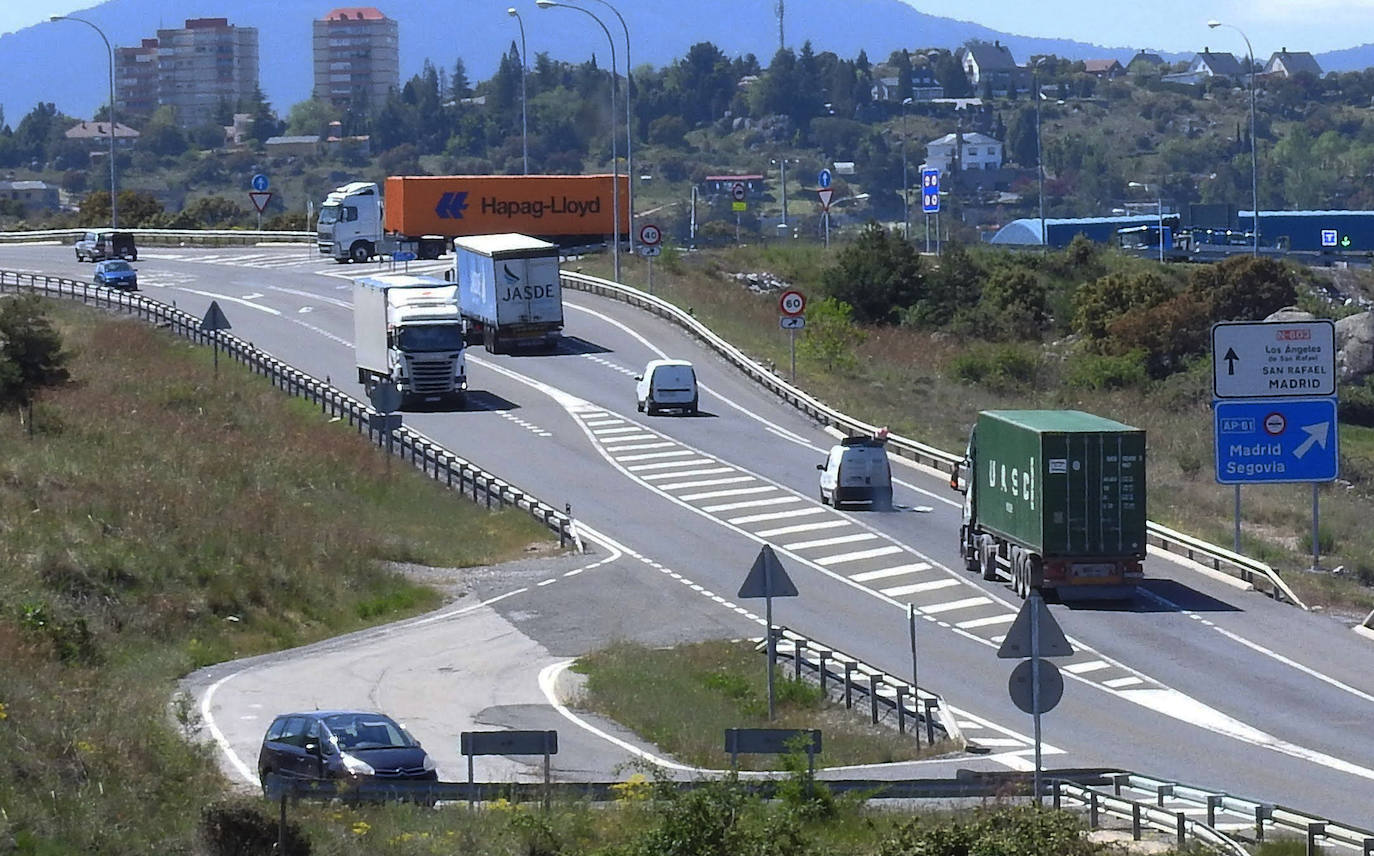 Tramo de la N-603 entre Otero de Herreros y Los Ángeles de San Rafael.