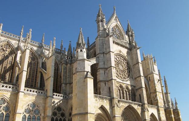 La catedral de León es una de las más visitadas del norte de España.