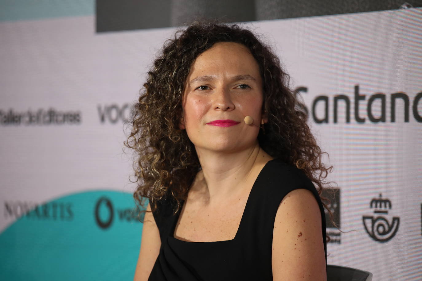 Mª Jesús López Solás, directora Comercial y de desarrollo de red y alianzas en Iberia, durante su intervención en el Santander WomenNOW.