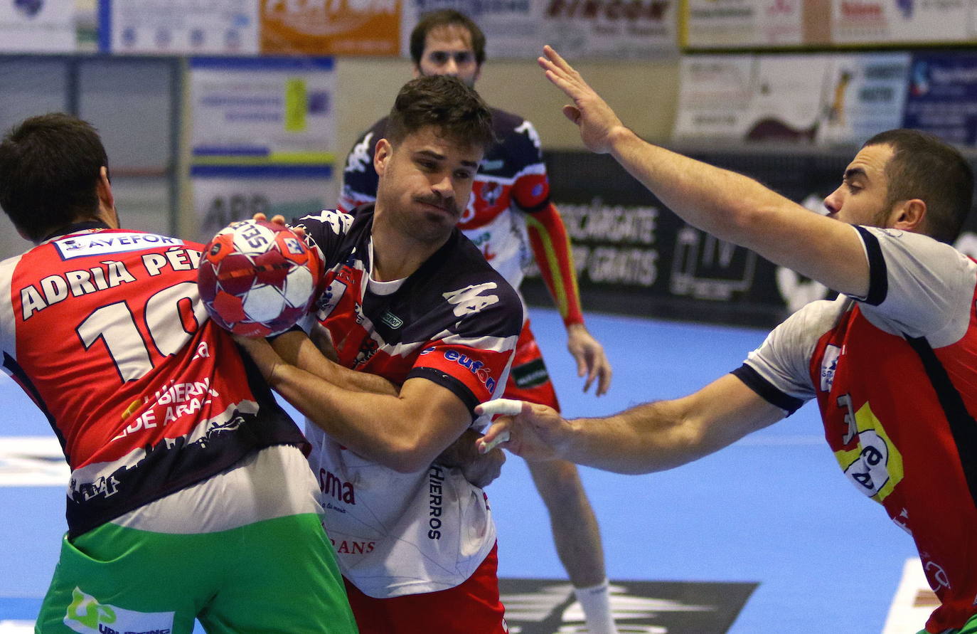 Rodrigo Pérez Arce, durante un partido de esta temporada.