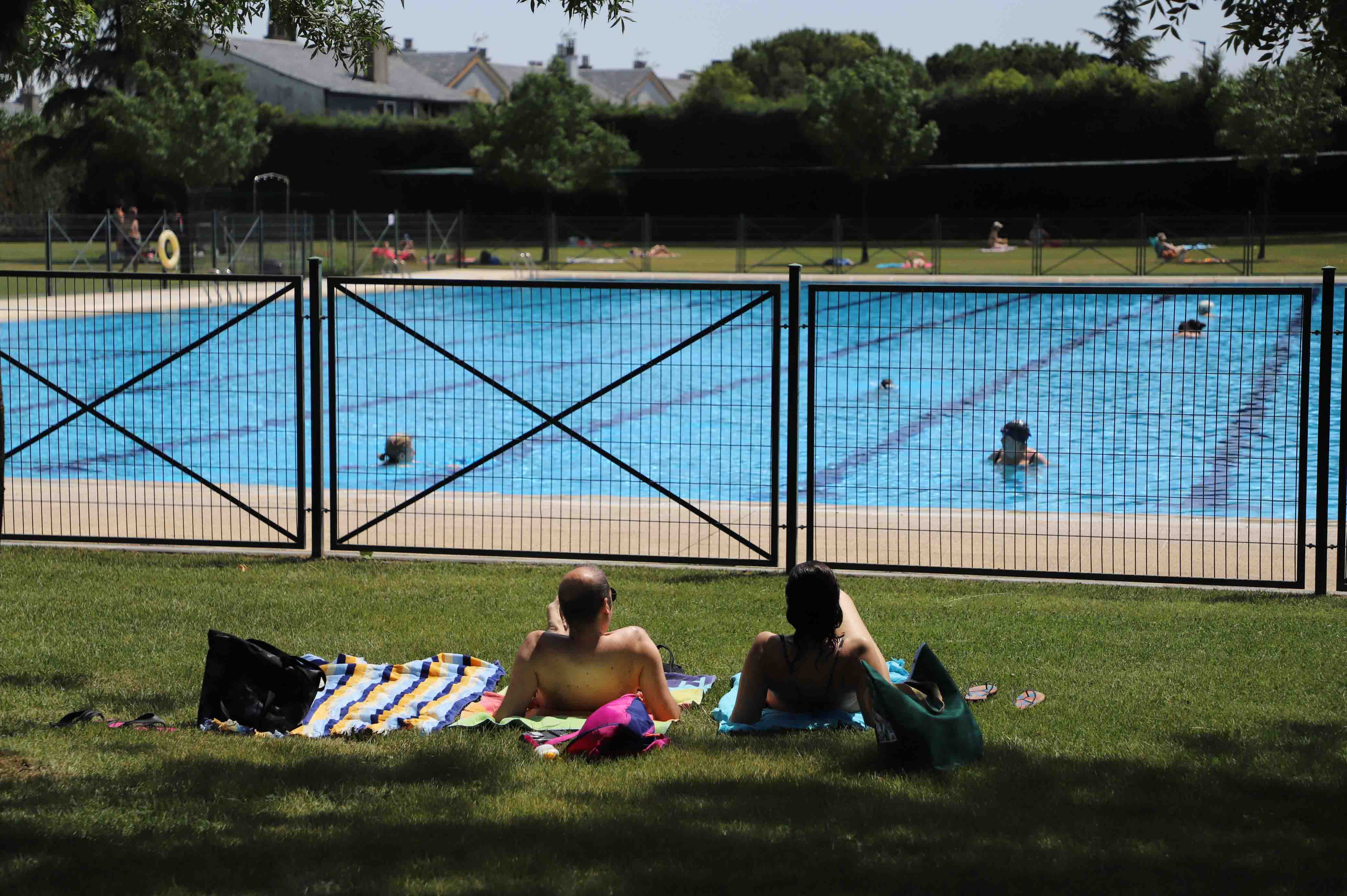 Primer día de piscinas